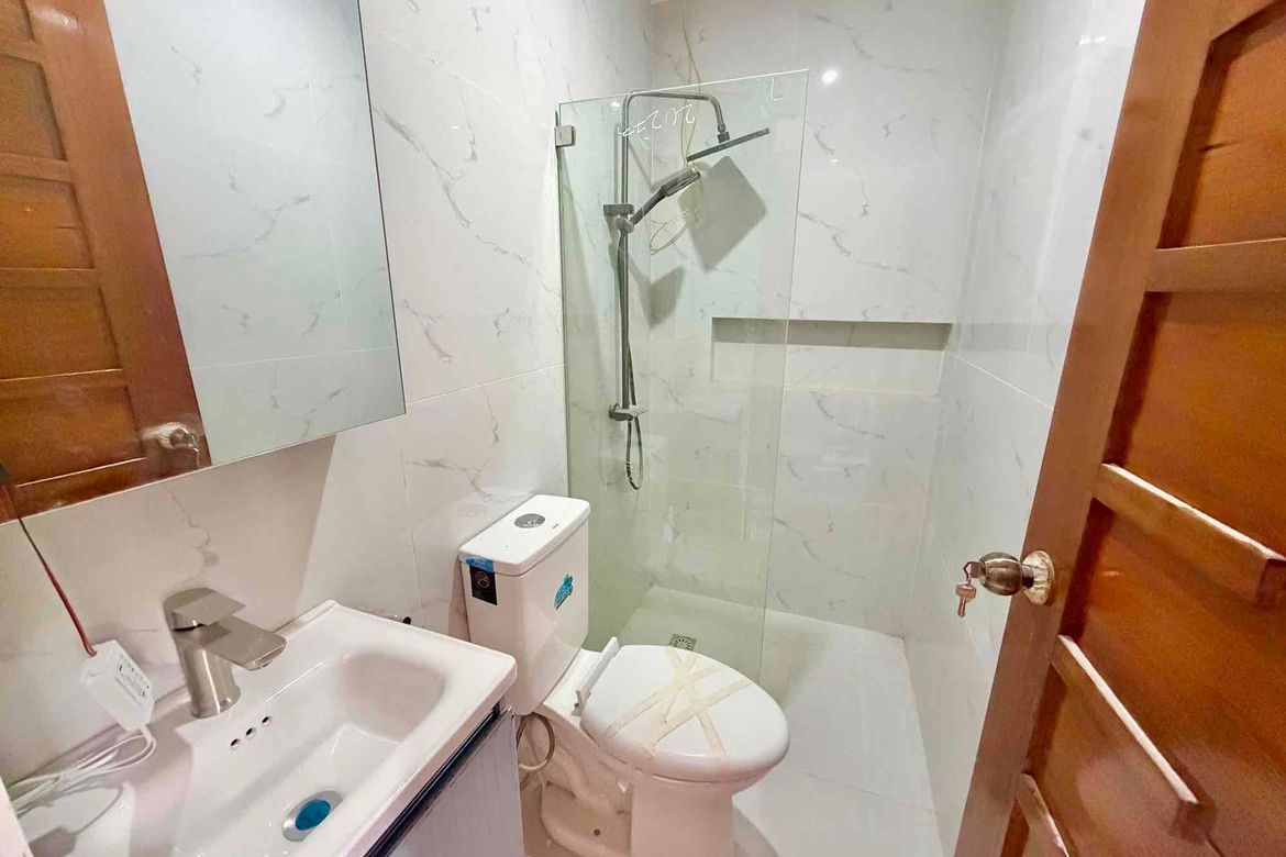 4 Bedroom Townhouse for Sale in Pilar, Las Piñas, Metro Manila – photo 6