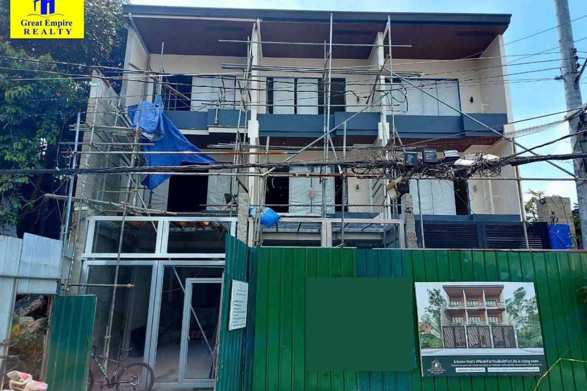 4 Bedroom Townhouse for Sale in Plainview, Mandaluyong, Metro Manila near MRT-3 Boni – photo 3