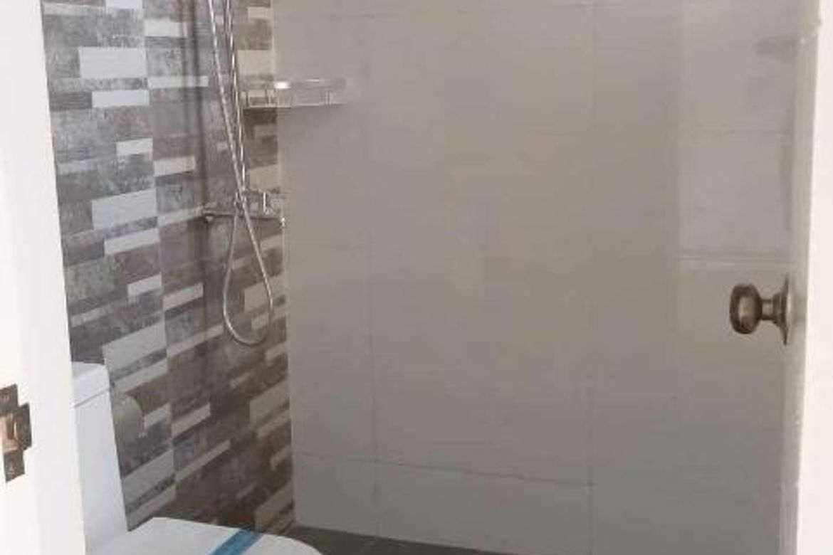 4 Bedroom Townhouse for Sale in Poblacion, Muntinlupa, Metro Manila – photo 5