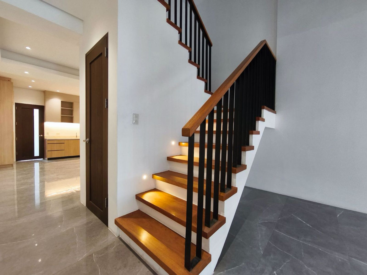 4-Bedroom Townhouse for Sale in Project 8, Bahay Toro, Quezon City – photo 9