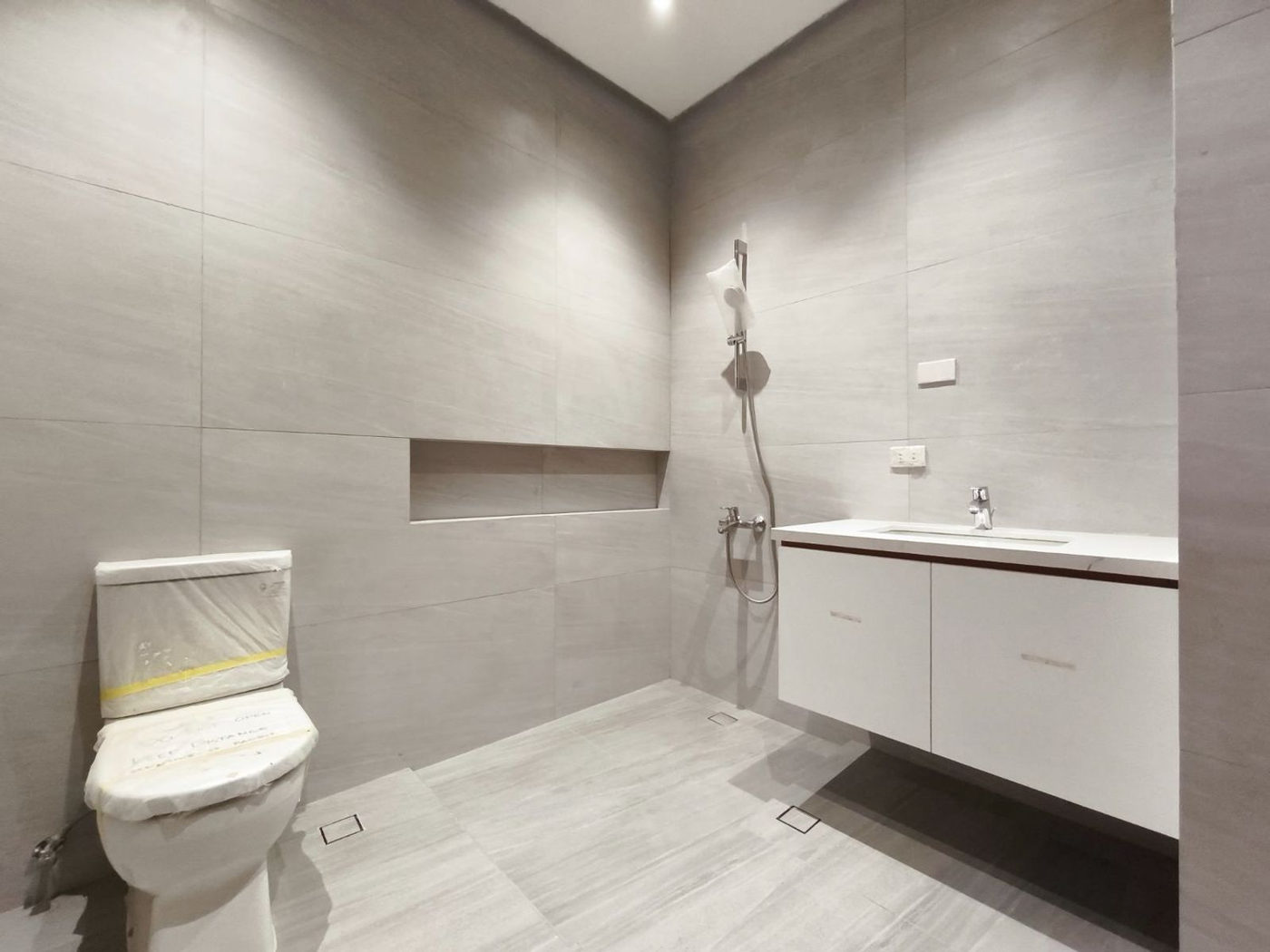 4-Bedroom Townhouse for Sale in Project 8, Bahay Toro, Quezon City – photo 14