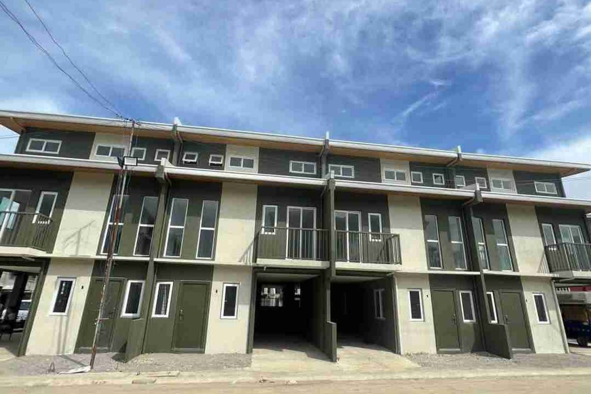 4 Bedroom Townhouse for Sale in Punta I, Tanza, Cavite – photo 2