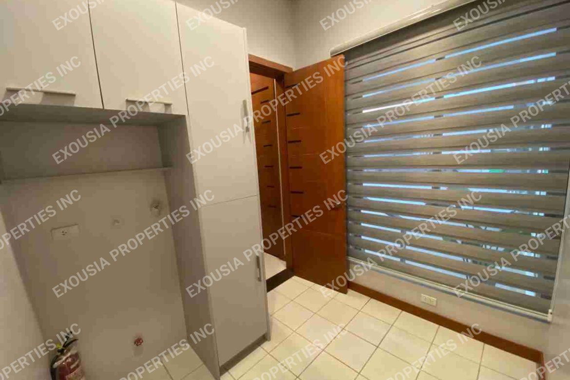 4 Bedroom Townhouse for Sale in Quiapo, Manila, Metro Manila near LRT-1 Carriedo – photo 8