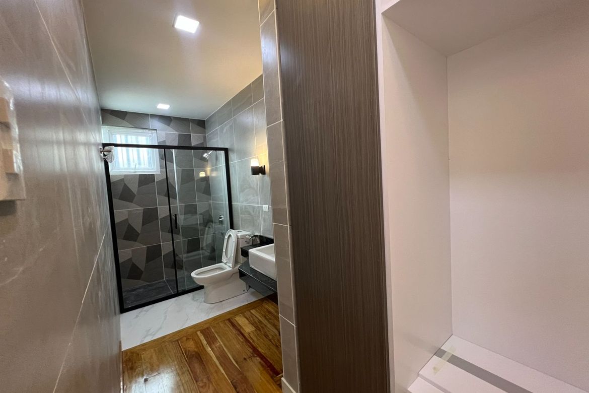 4 Bedroom Townhouse for Sale in Rosario, Pasig, Metro Manila – photo 2