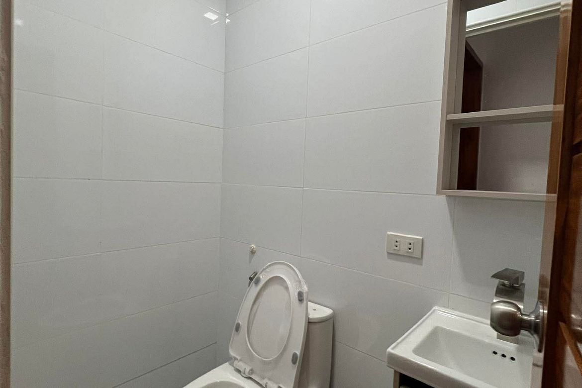 4 Bedroom Townhouse for Sale in Roxas, Quezon City, Metro Manila – photo 5