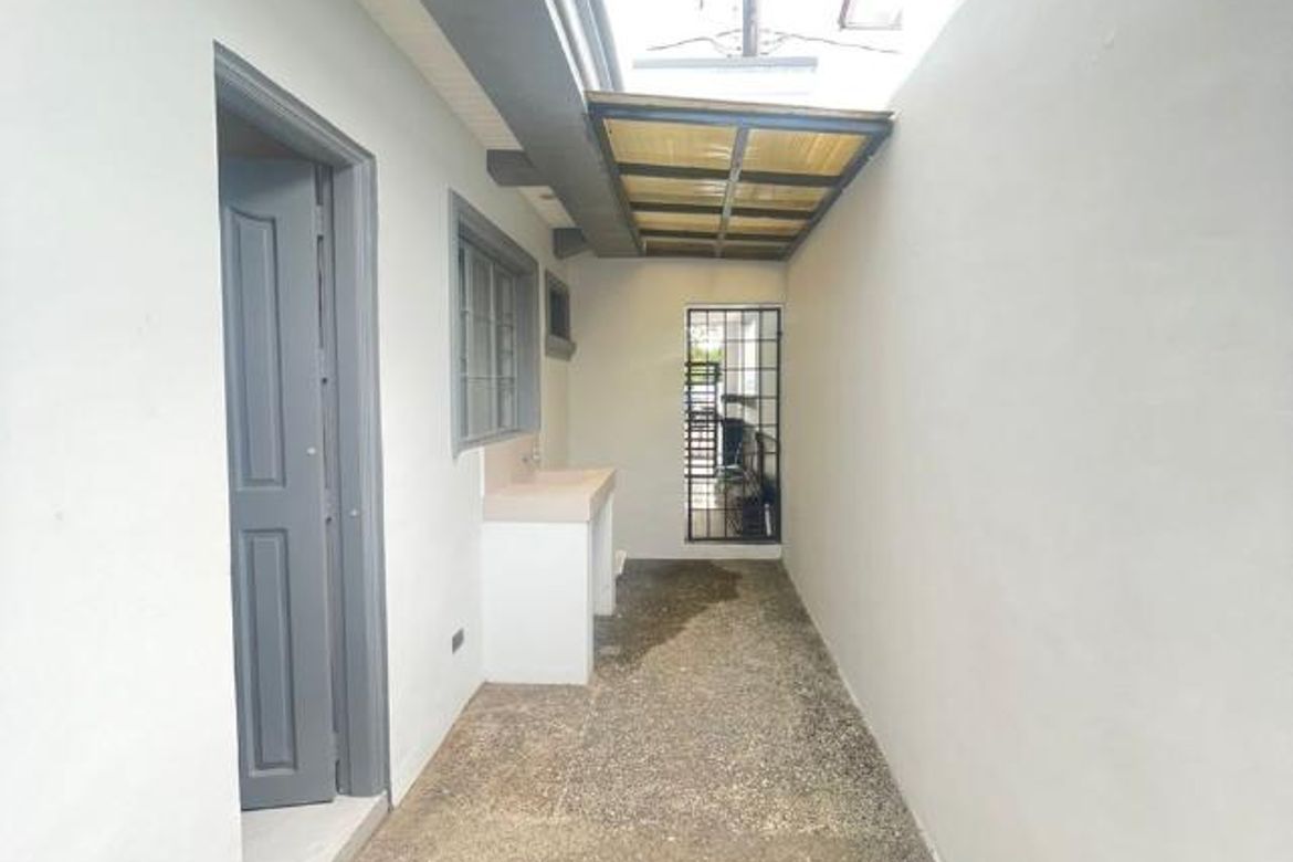 4 Bedroom Townhouse for Sale in Salapan, San Juan, Metro Manila near LRT-2 J. Ruiz – photo 8