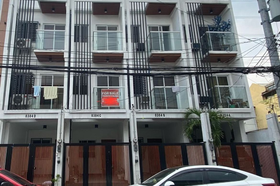 4 Bedroom Townhouse for Sale in San Antonio, Makati, Metro Manila