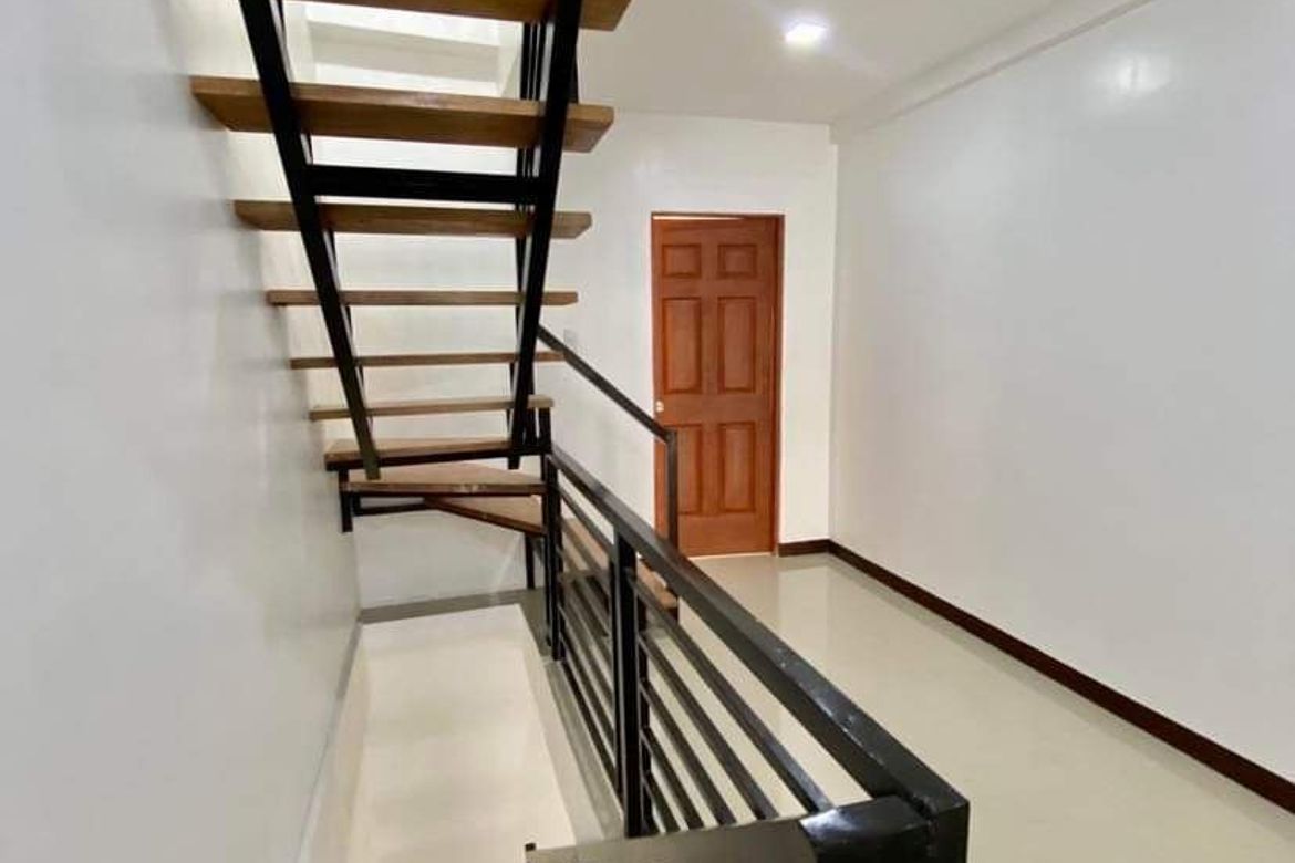 4 Bedroom Townhouse for Sale in San Antonio, Makati, Metro Manila – photo 4