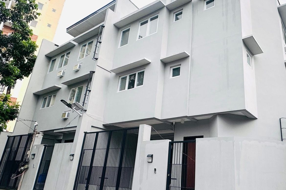 4 Bedroom Townhouse for Sale in San Antonio, Parañaque, Metro Manila