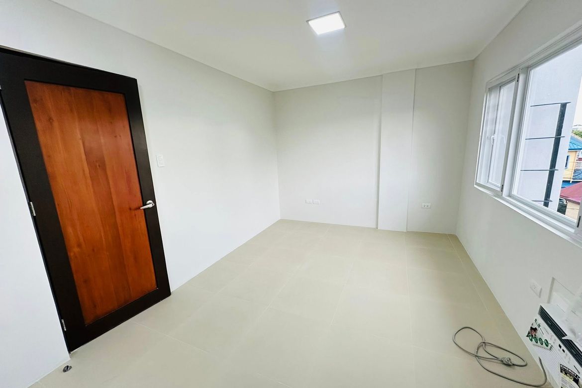 4 Bedroom Townhouse for Sale in San Antonio, Parañaque, Metro Manila – photo 3