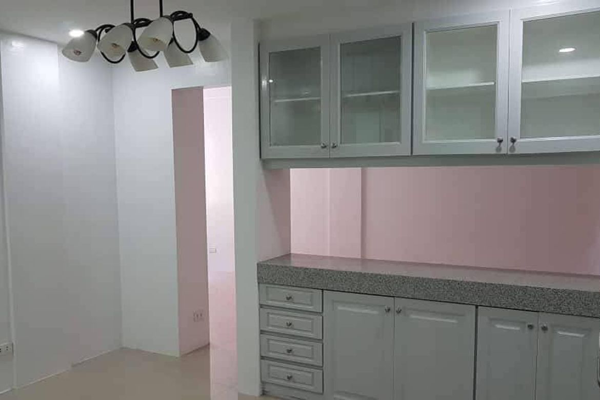 4 Bedroom Townhouse for Sale in San Isidro, Makati, Metro Manila – photo 7