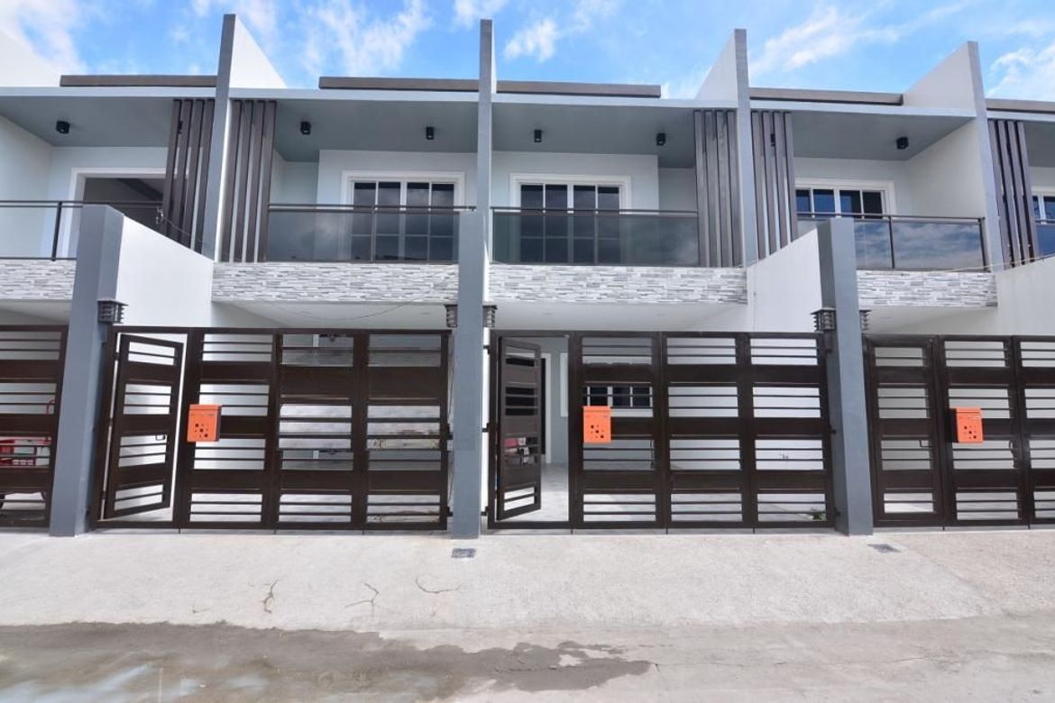 4 Bedroom Townhouse for Sale in San Isidro, Parañaque, Metro Manila – photo 2