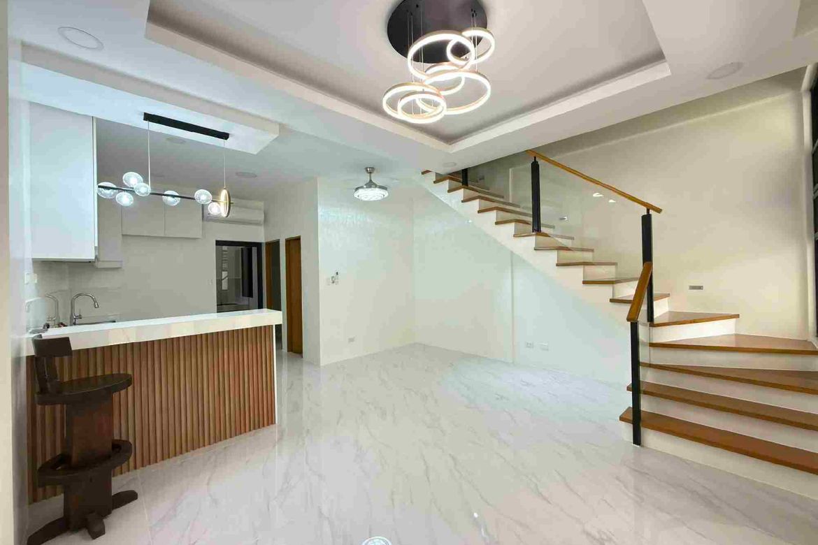 4 Bedroom Townhouse for Sale in San Isidro, Parañaque, Metro Manila – photo 2