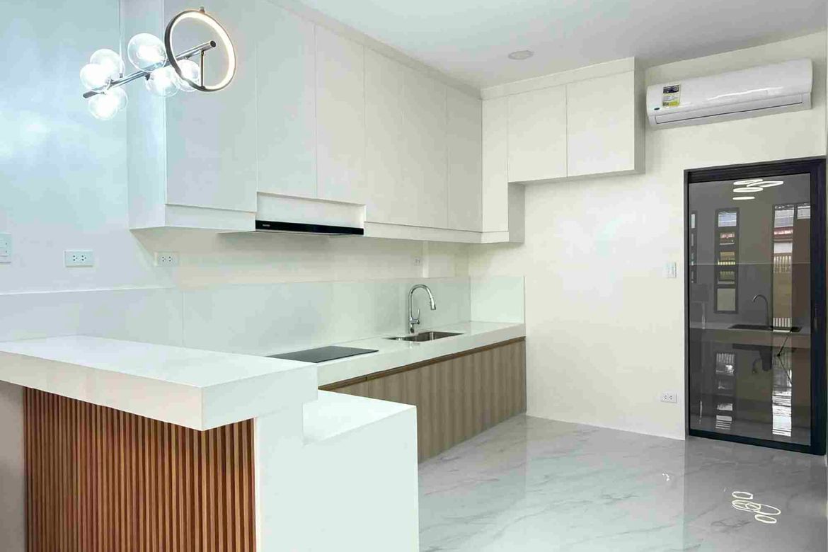 4 Bedroom Townhouse for Sale in San Isidro, Parañaque, Metro Manila – photo 3