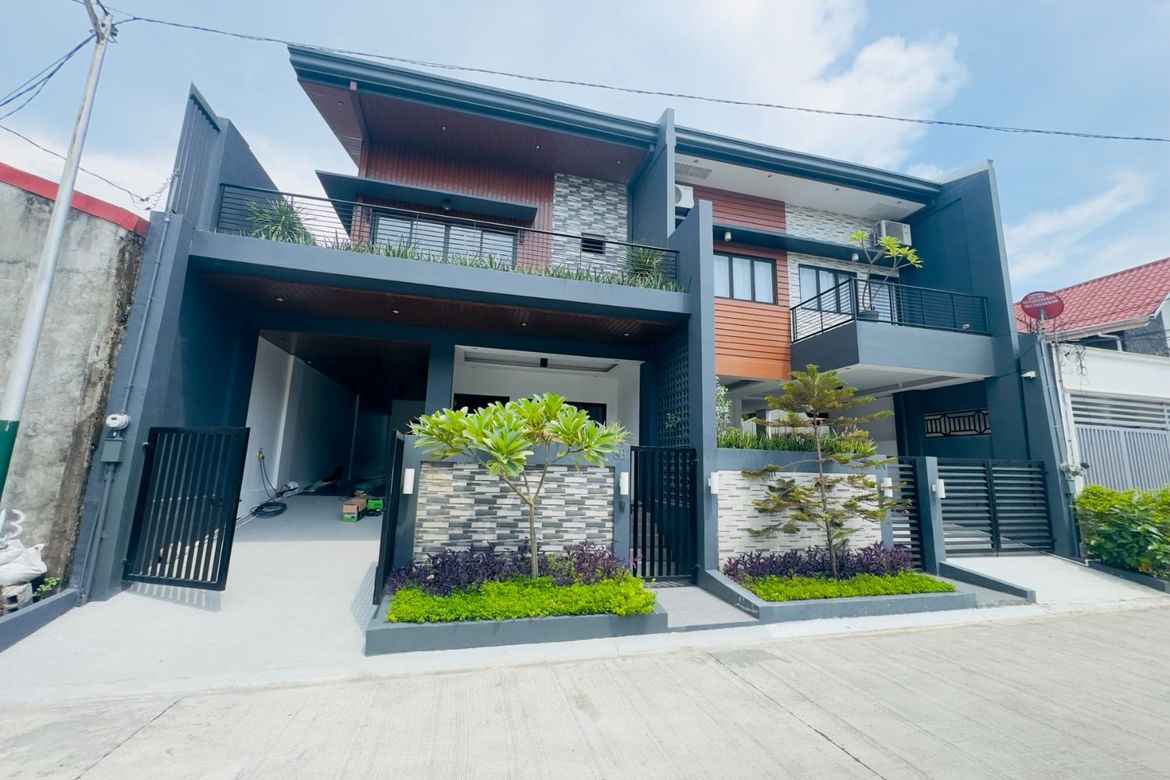 4 Bedroom Townhouse for Sale in San Isidro, Parañaque, Metro Manila – photo 2