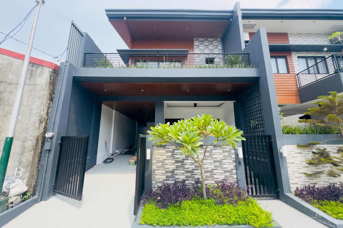 4 Bedroom Townhouse for Sale in San Isidro, Parañaque, Metro Manila – photo 3