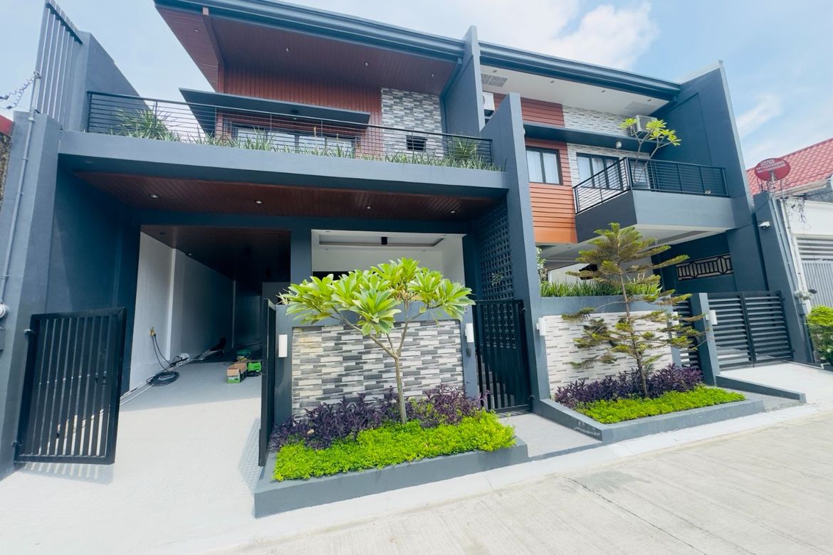 4 Bedroom Townhouse for Sale in San Isidro, Parañaque, Metro Manila – photo 4