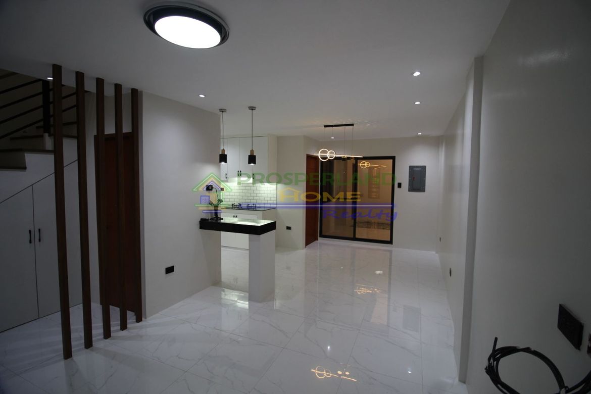 4 Bedroom Townhouse for Sale in San Isidro, Parañaque, Metro Manila – photo 2