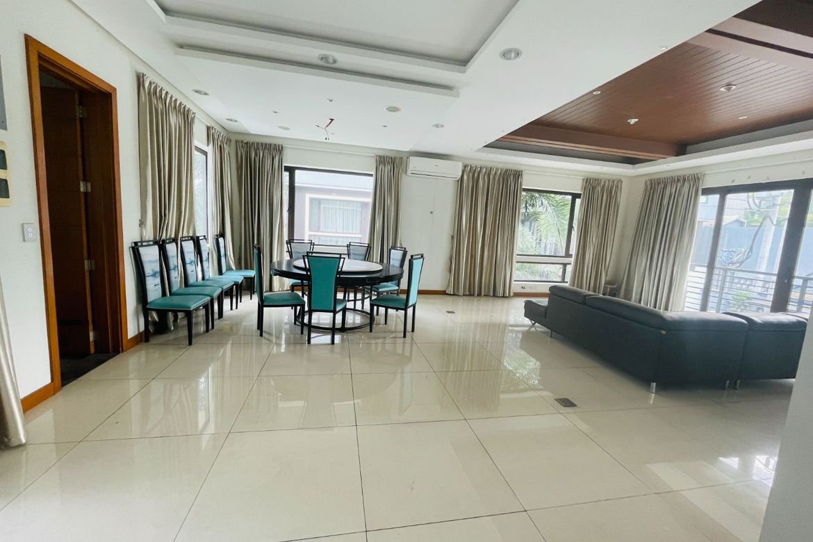 4 Bedroom Townhouse for Sale in San Juan Townhouse, San Juan, Metro Manila near LRT-2 J. Ruiz – photo 2