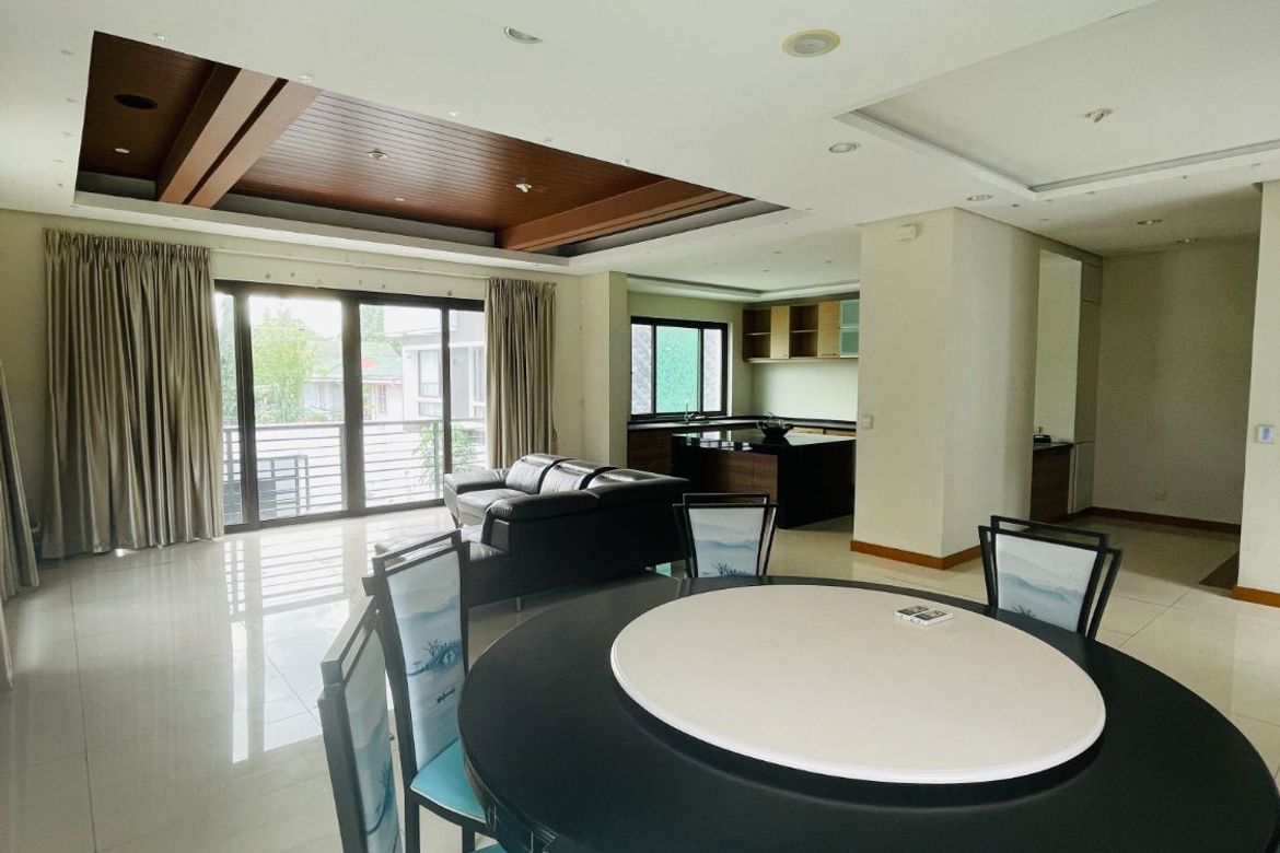 4 Bedroom Townhouse for Sale in San Juan Townhouse, San Juan, Metro Manila near LRT-2 J. Ruiz – photo 3