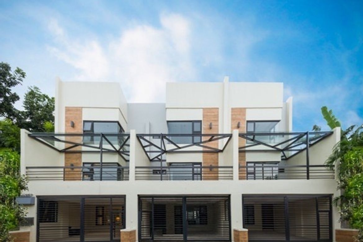 4 Bedroom Townhouse for Sale in San Martin de Porres, Parañaque, Metro Manila – photo 2