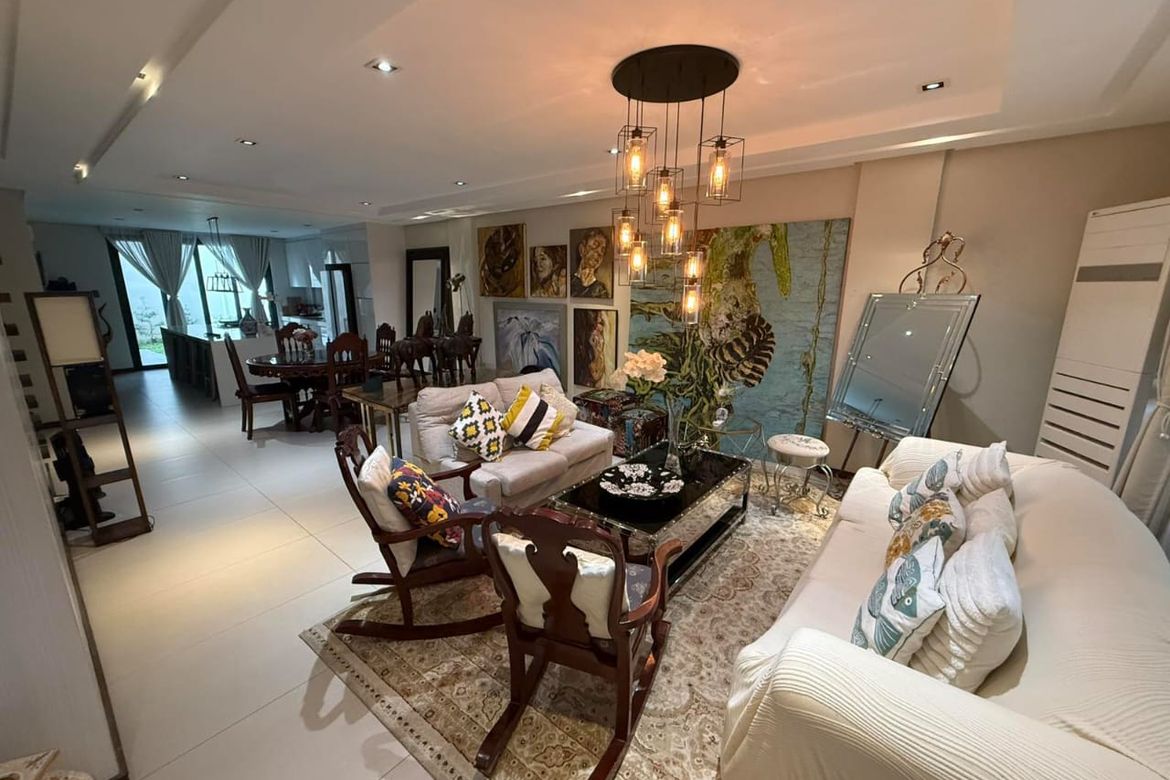 4 Bedroom Townhouse for Sale in San Martin de Porres, Parañaque, Metro Manila – photo 2