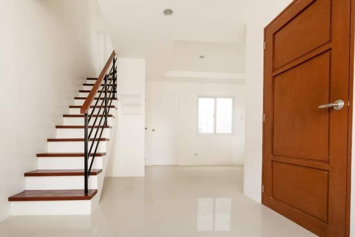 4 Bedroom Townhouse for Sale in Santa Cruz, Liloan, Cebu – photo 6