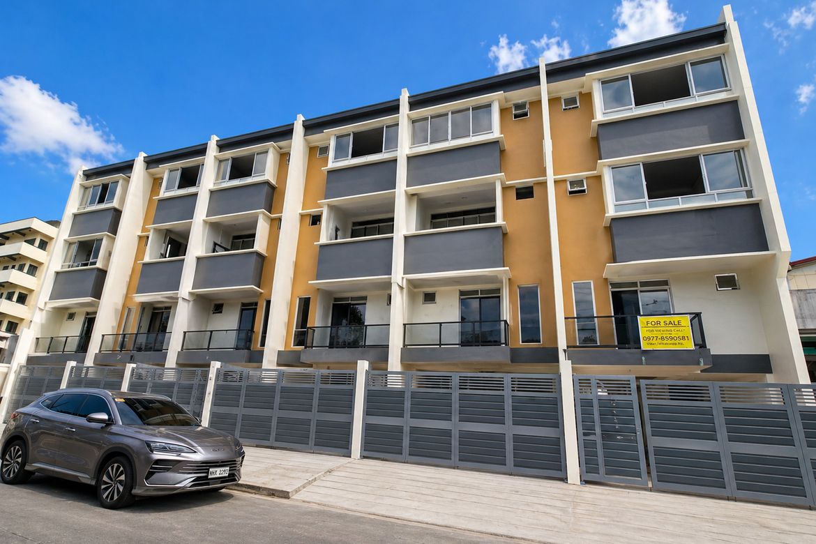 4 Bedroom Townhouse for Sale in Socorro, Quezon City, Metro Manila near LRT-2 Araneta Center-Cubao