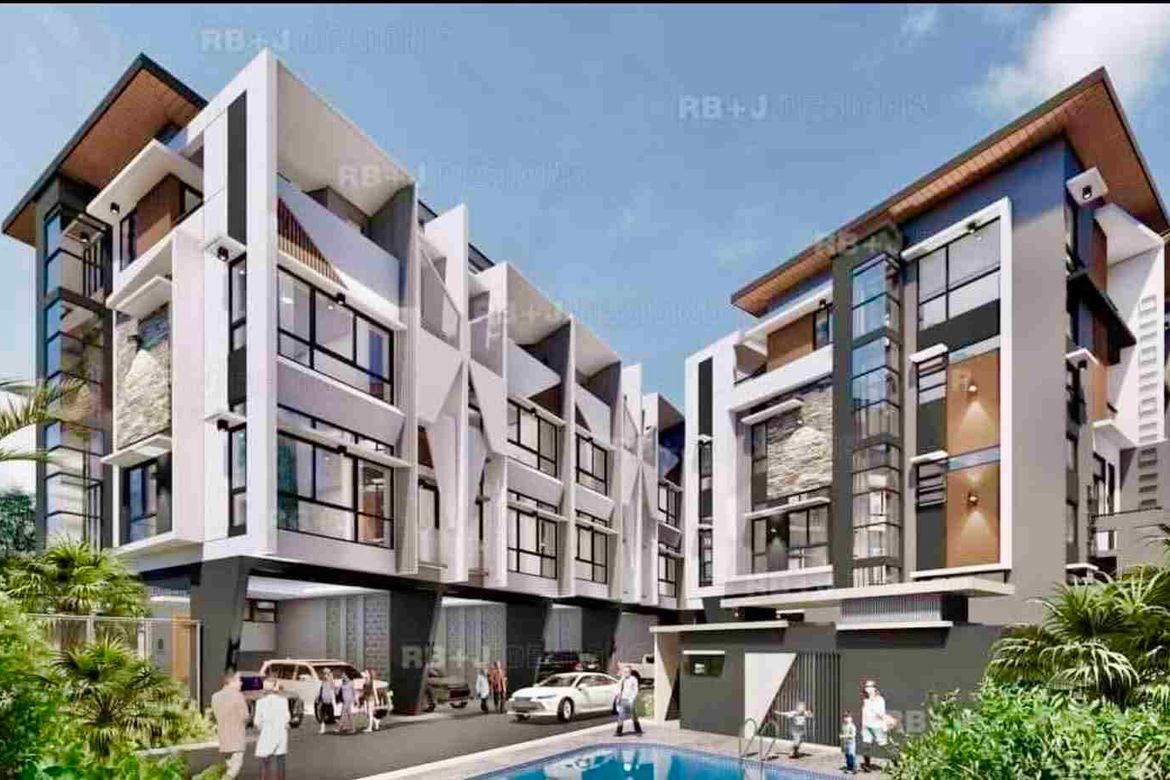 4 Bedroom Townhouse for Sale in South Triangle, Quezon City, Metro Manila near MRT-3 Quezon Avenue