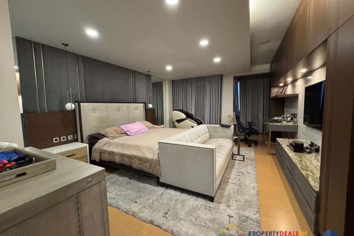 4 Bedroom Townhouse for Sale in South Triangle, Quezon City, Metro Manila near MRT-3 Quezon Avenue – photo 8