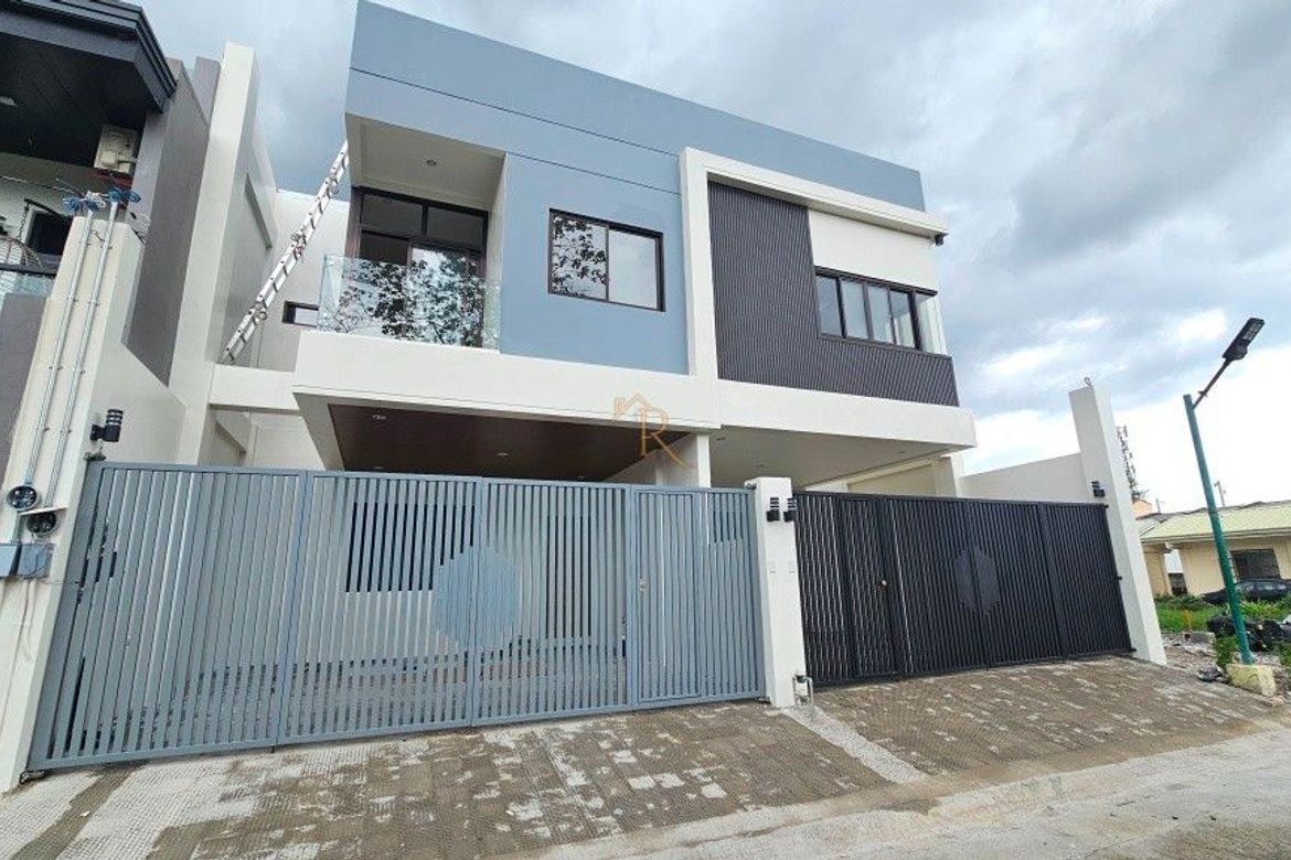 4 Bedroom Townhouse for Sale in Talon Dos, Las Piñas, Metro Manila – photo 3