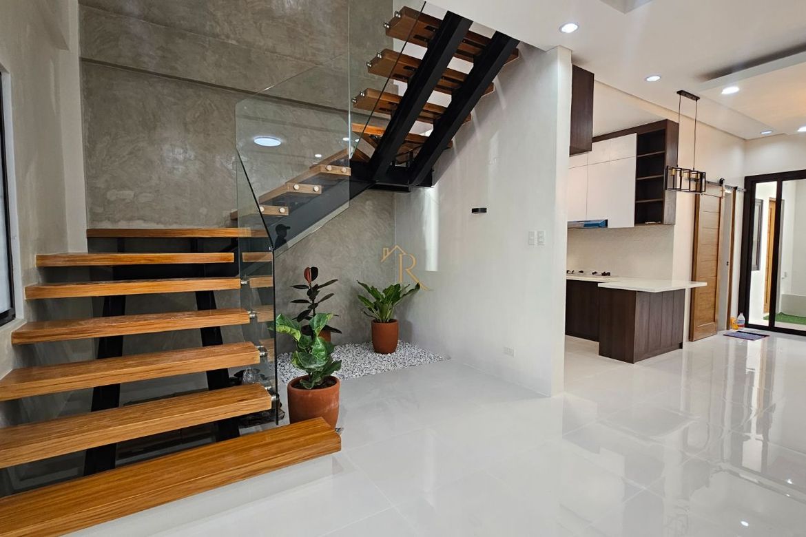 4 Bedroom Townhouse for Sale in Talon Dos, Las Piñas, Metro Manila – photo 4