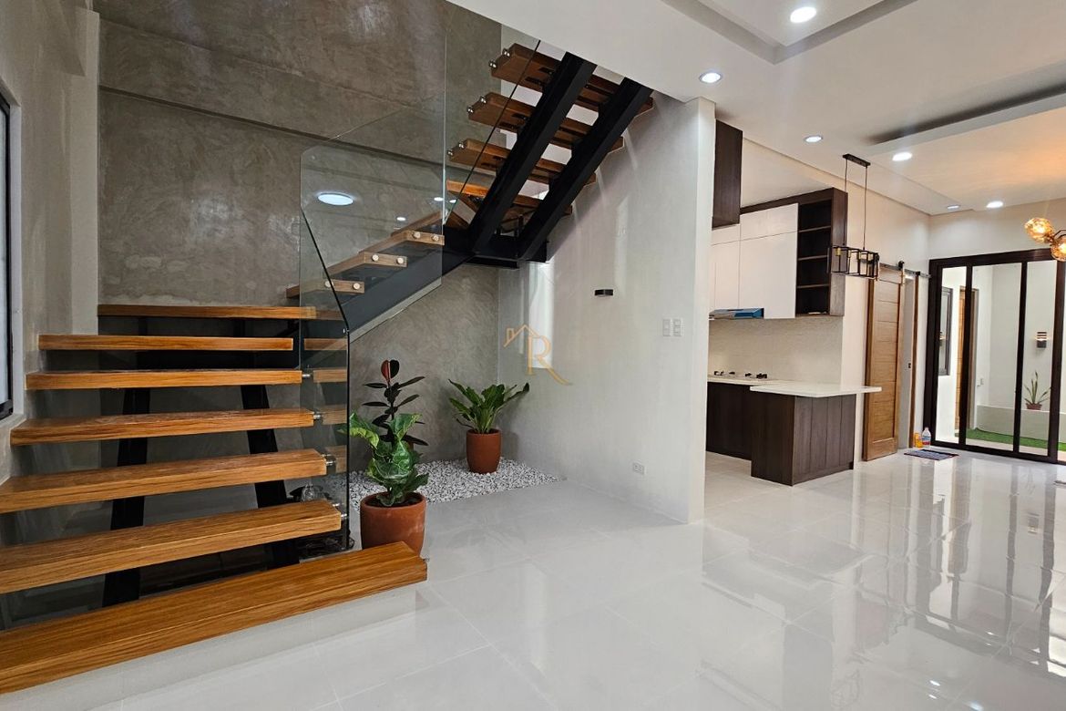 4 Bedroom Townhouse for Sale in Talon Dos, Las Piñas, Metro Manila – photo 5