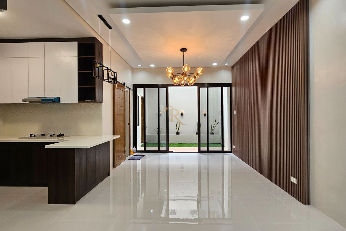 4 Bedroom Townhouse for Sale in Talon Dos, Las Piñas, Metro Manila – photo 7