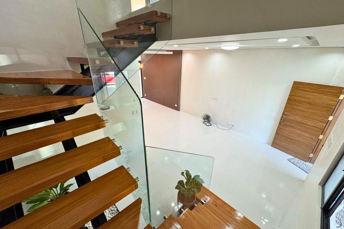 4 Bedroom Townhouse for Sale in Talon Dos, Las Piñas, Metro Manila – photo 8