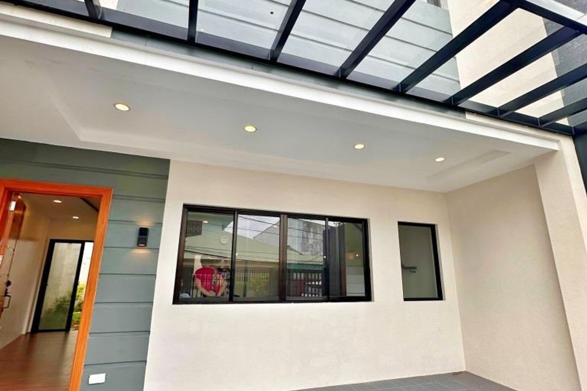 4 Bedroom Townhouse for Sale in Talon Dos, Las Piñas, Metro Manila – photo 3