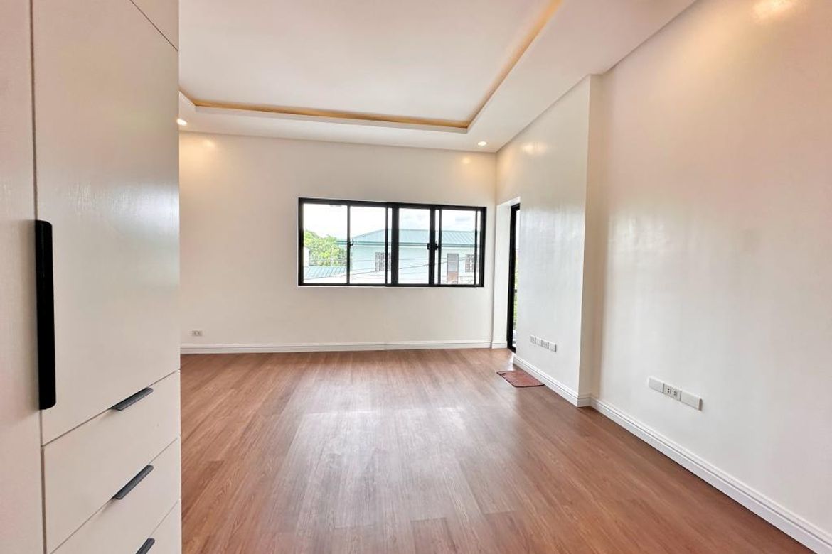 4 Bedroom Townhouse for Sale in Talon Dos, Las Piñas, Metro Manila – photo 8