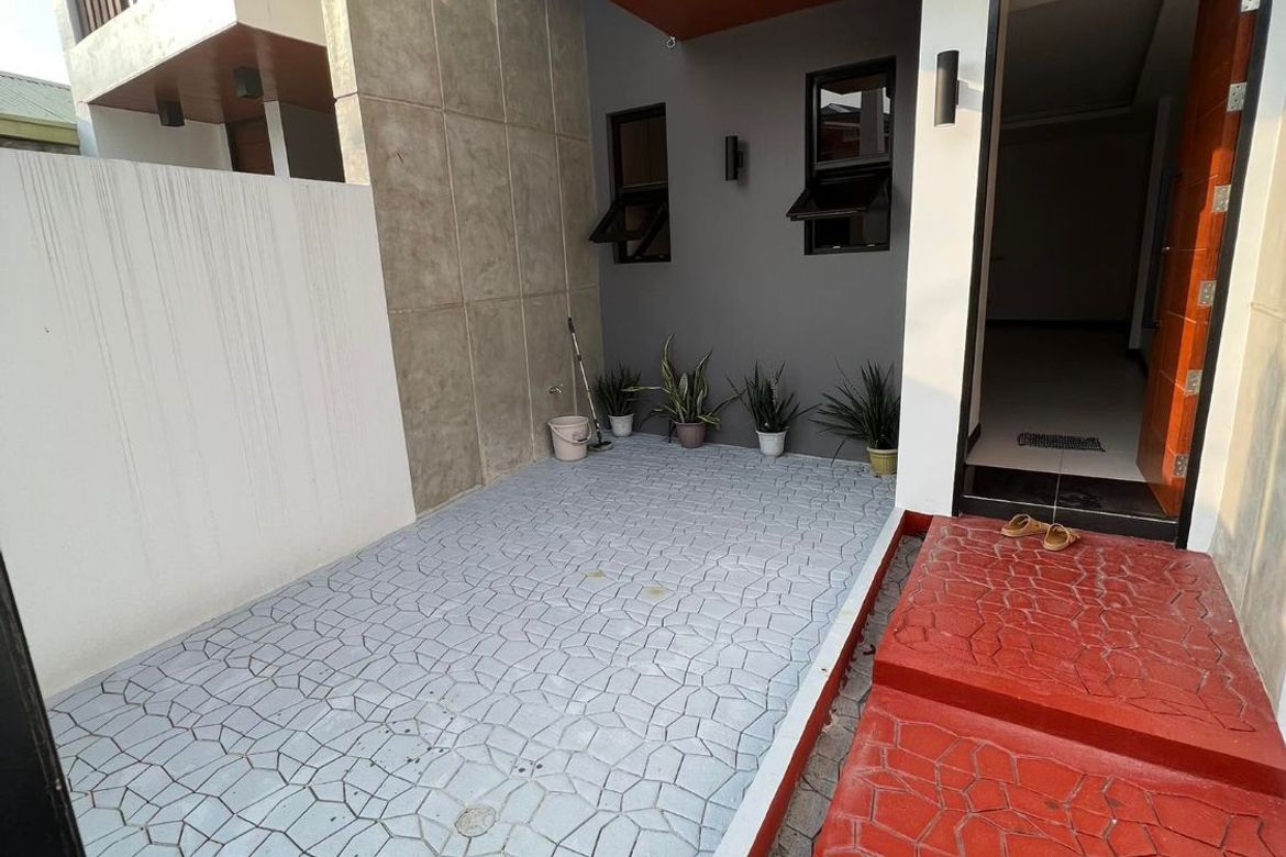 4 Bedroom Townhouse for Sale in Talon Dos, Las Piñas, Metro Manila – photo 2