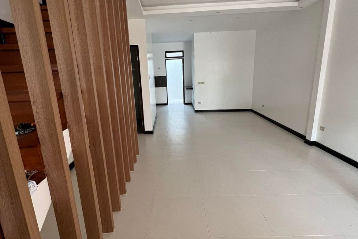 4 Bedroom Townhouse for Sale in Talon Dos, Las Piñas, Metro Manila – photo 4