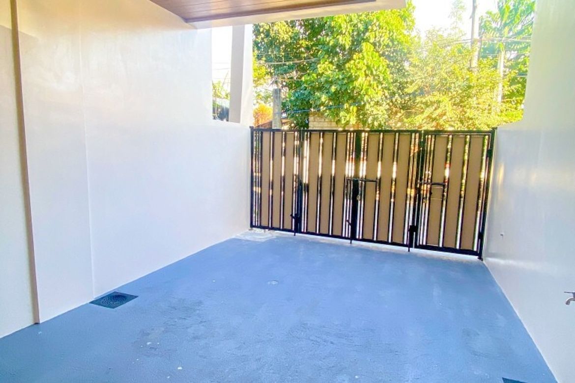 4 Bedroom Townhouse for Sale in Talon Kuatro, Las Piñas, Metro Manila – photo 2