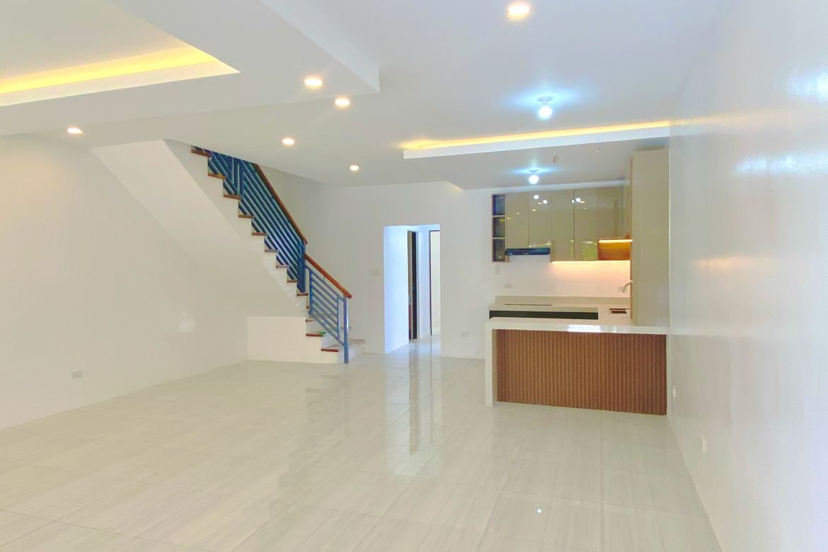 4 Bedroom Townhouse for Sale in Talon Singko, Las Piñas, Metro Manila – photo 3
