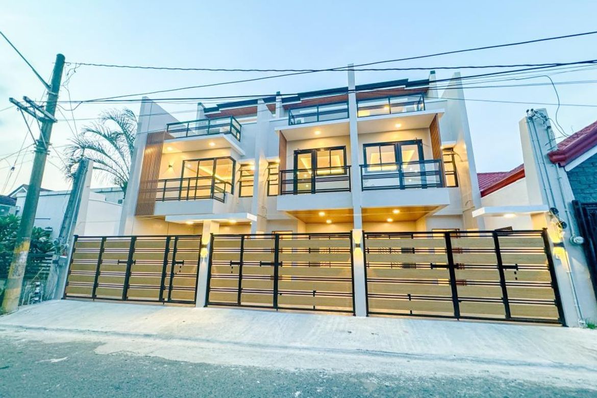 4 Bedroom Townhouse for Sale in Talon Singko, Las Piñas, Metro Manila