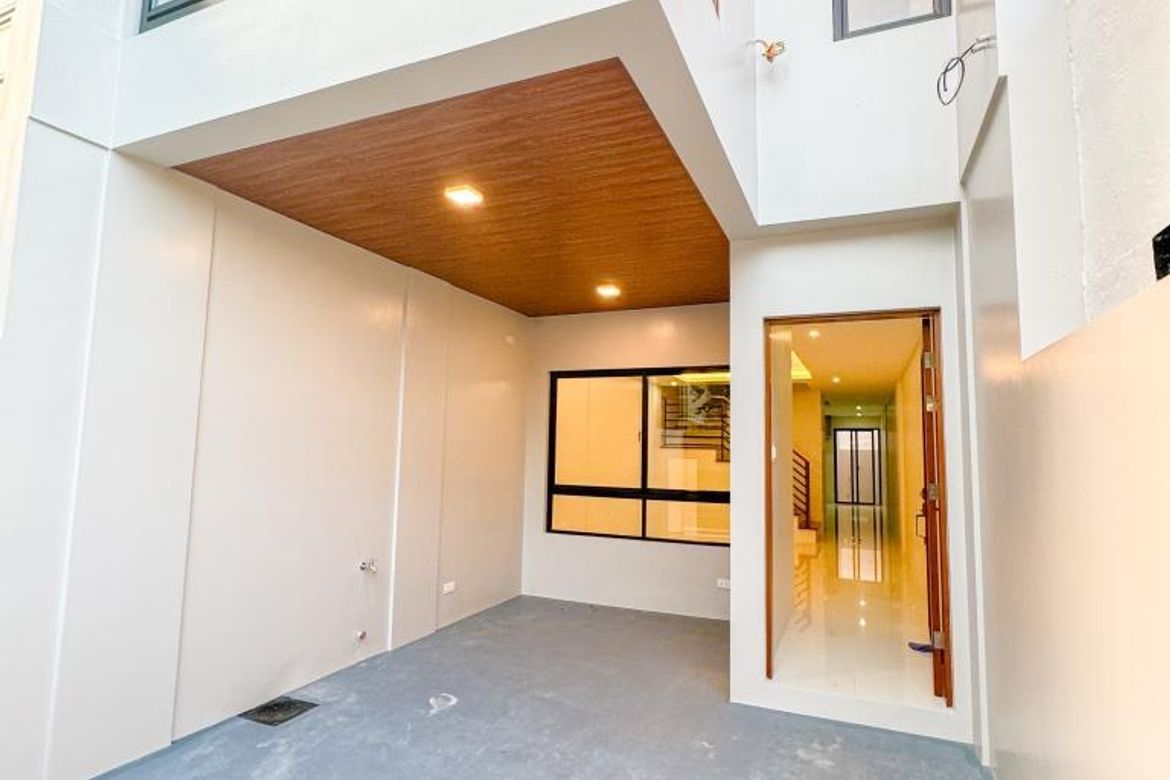 4 Bedroom Townhouse for Sale in Talon Singko, Las Piñas, Metro Manila – photo 2