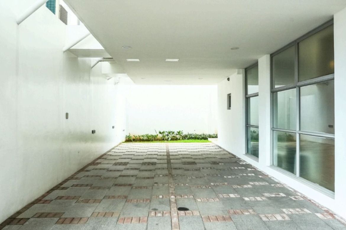 4 Bedroom Townhouse for Sale in The Hoover Townhouse, Addition Hills, San Juan, Metro Manila – photo 6