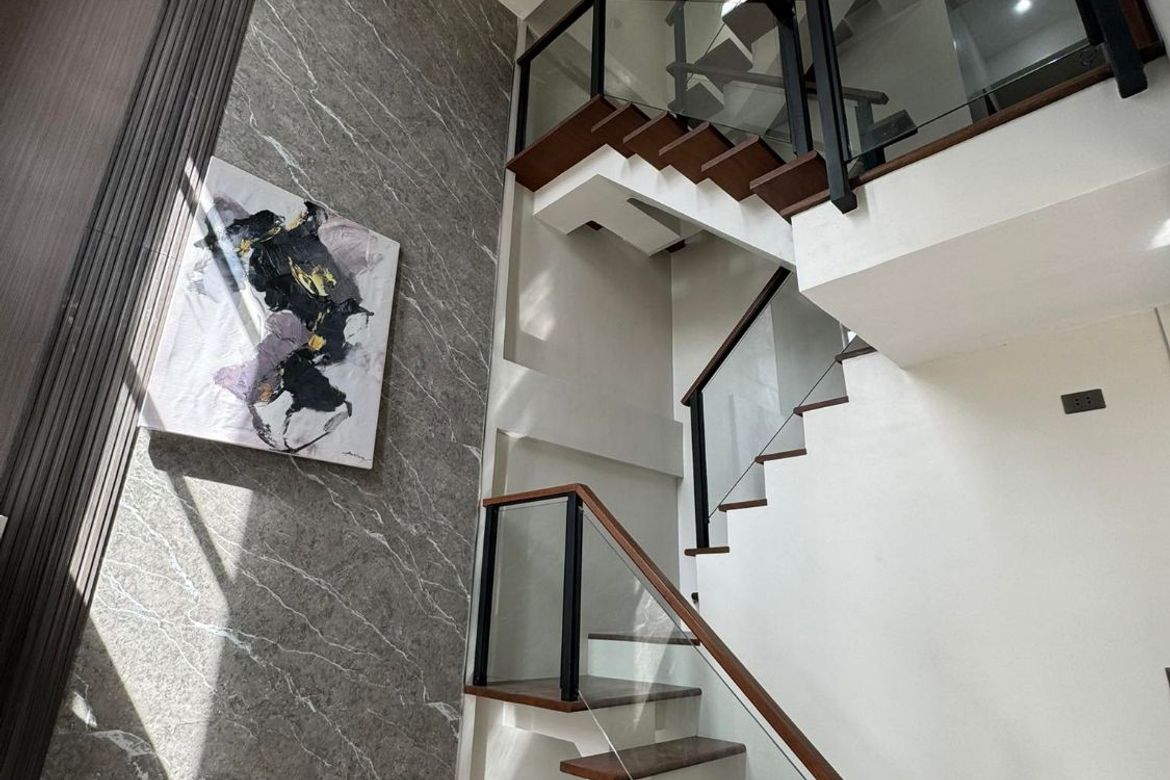 4 Bedroom Townhouse for Sale in Tisa, Cebu City, Cebu – photo 2