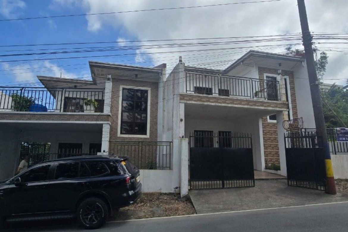 4 Bedroom Townhouse for Sale in Tolentino West, Tagaytay, Cavite