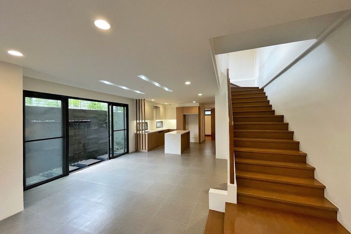 4 Bedroom Townhouse for Sale in Western Bicutan, Taguig, Metro Manila