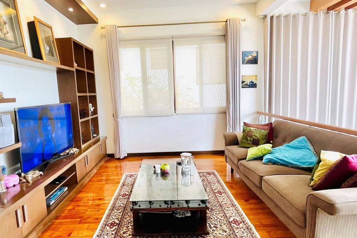 4 Bedroom Villa for Sale in Ayala Alabang Village, New Alabang Village, Muntinlupa, Metro Manila – photo 3