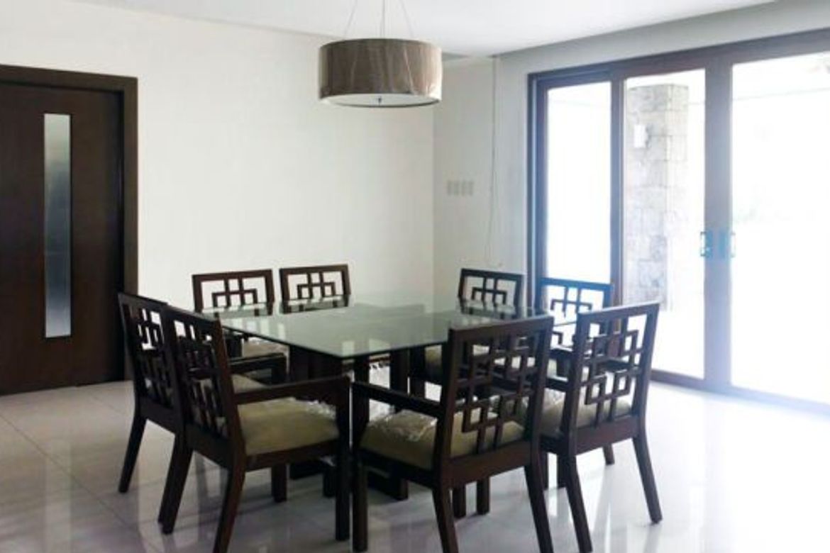 4 Bedroom Villa for Sale in Bel-Air, Makati, Metro Manila