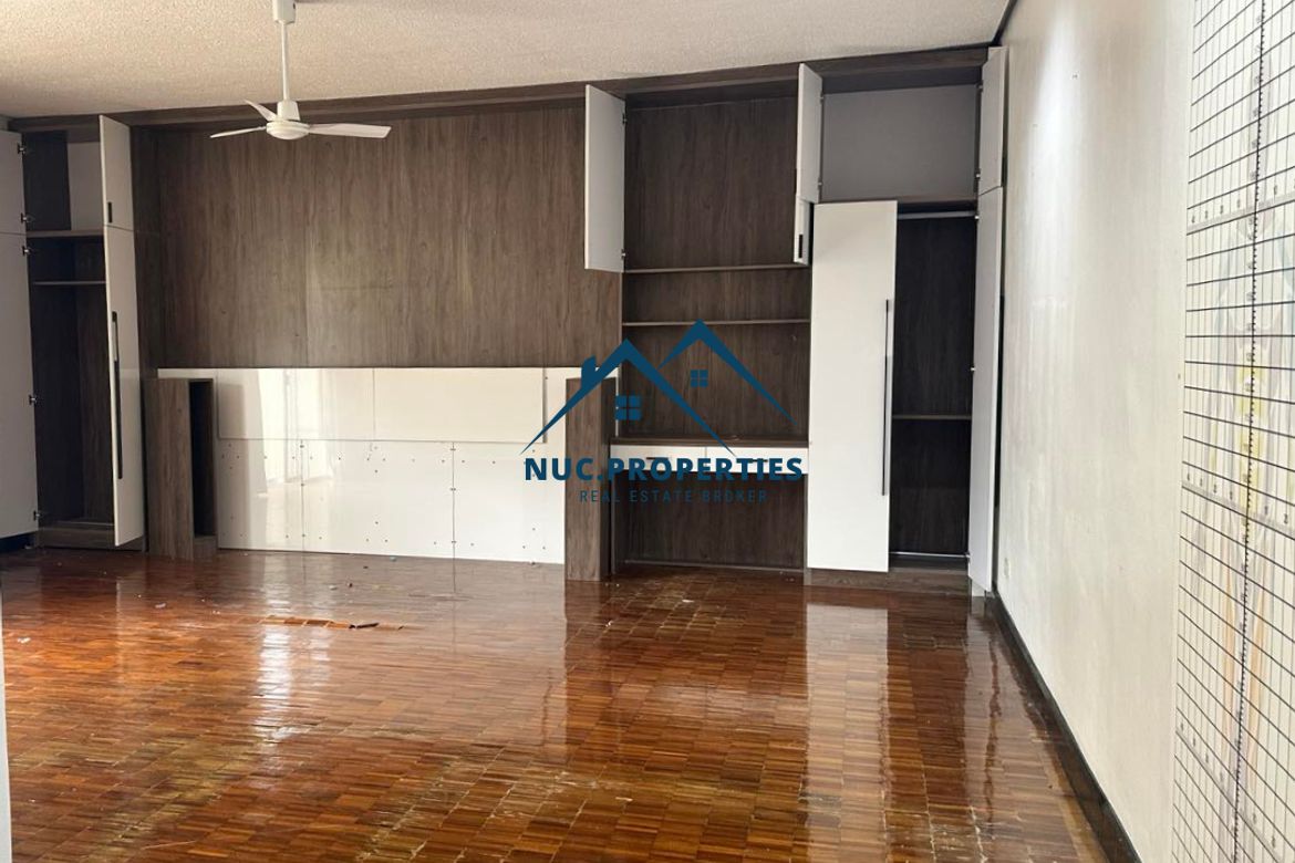 4 Bedroom Villa for Sale in Dasmariñas North, Makati, Metro Manila near MRT-3 Magallanes – photo 8